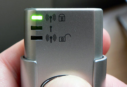 X-Micro WLAN 11g Combo Finder Adapter X-Micro WLAN 11g Combo Finder Adapter