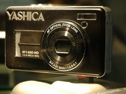 Yashica AV1400-HD
