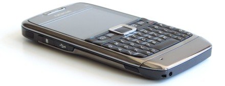 Nokia E71