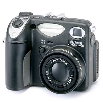 Nikon CoolPix 5000