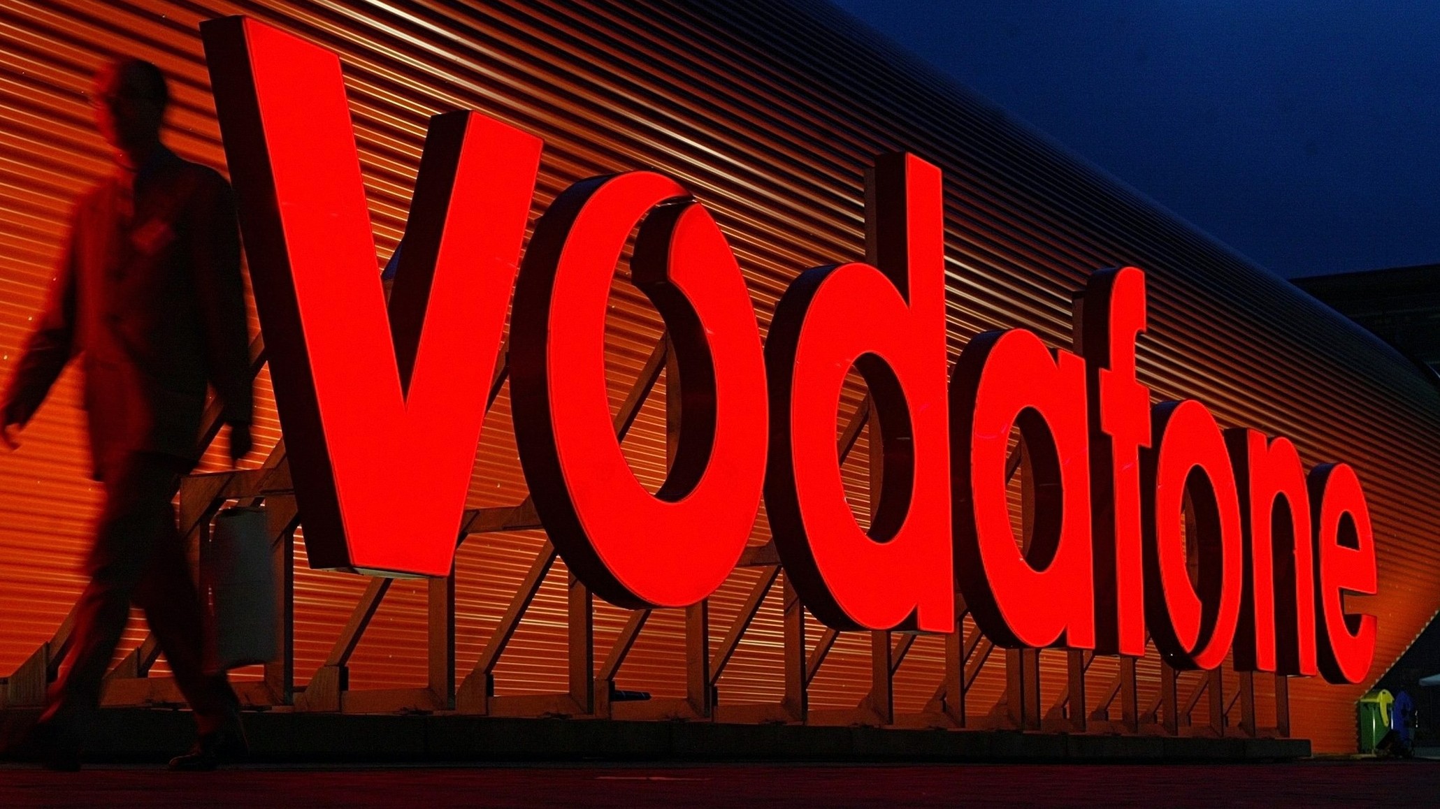 vodafone_night_logo