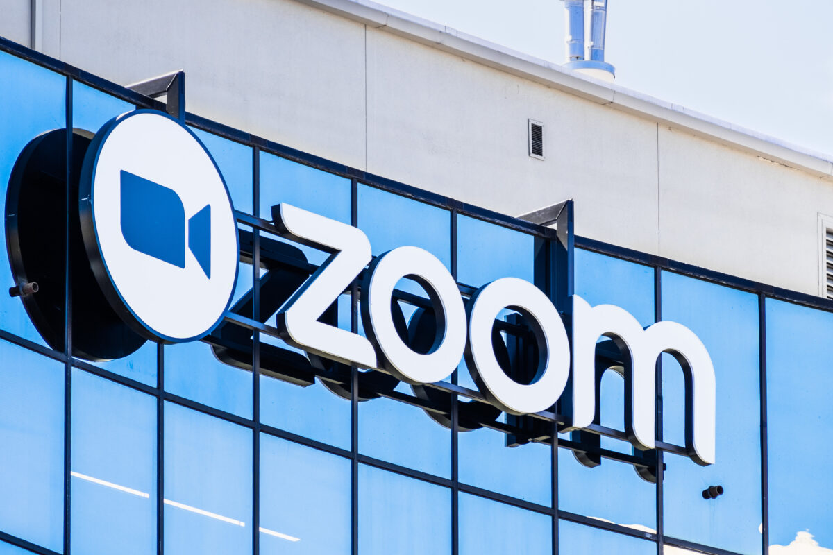 zoom01
