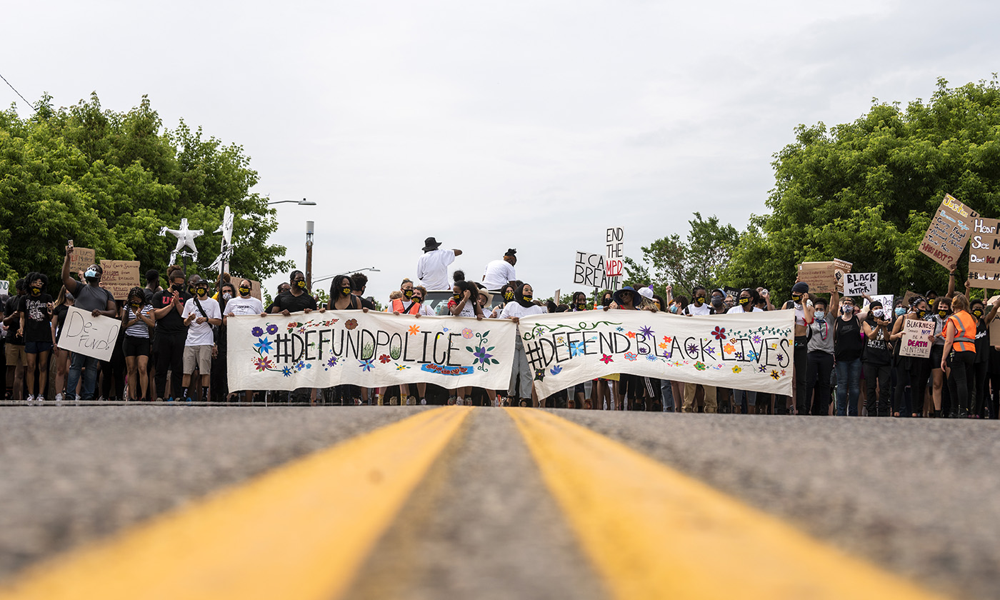 defund-police-defend-black-lives