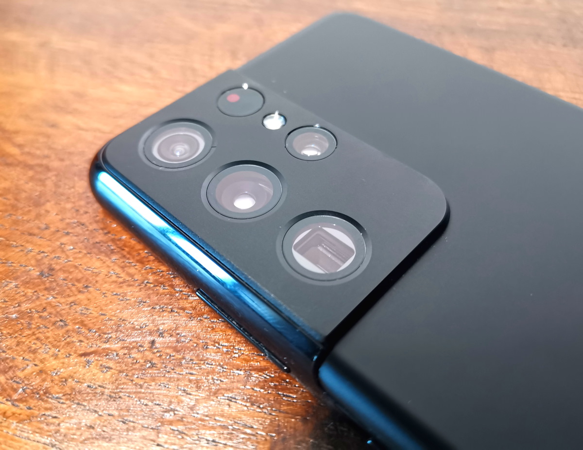 sgs21ultra01