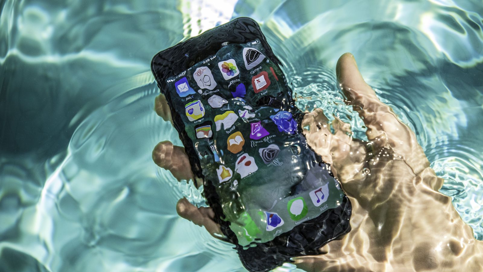 iphone7_pool