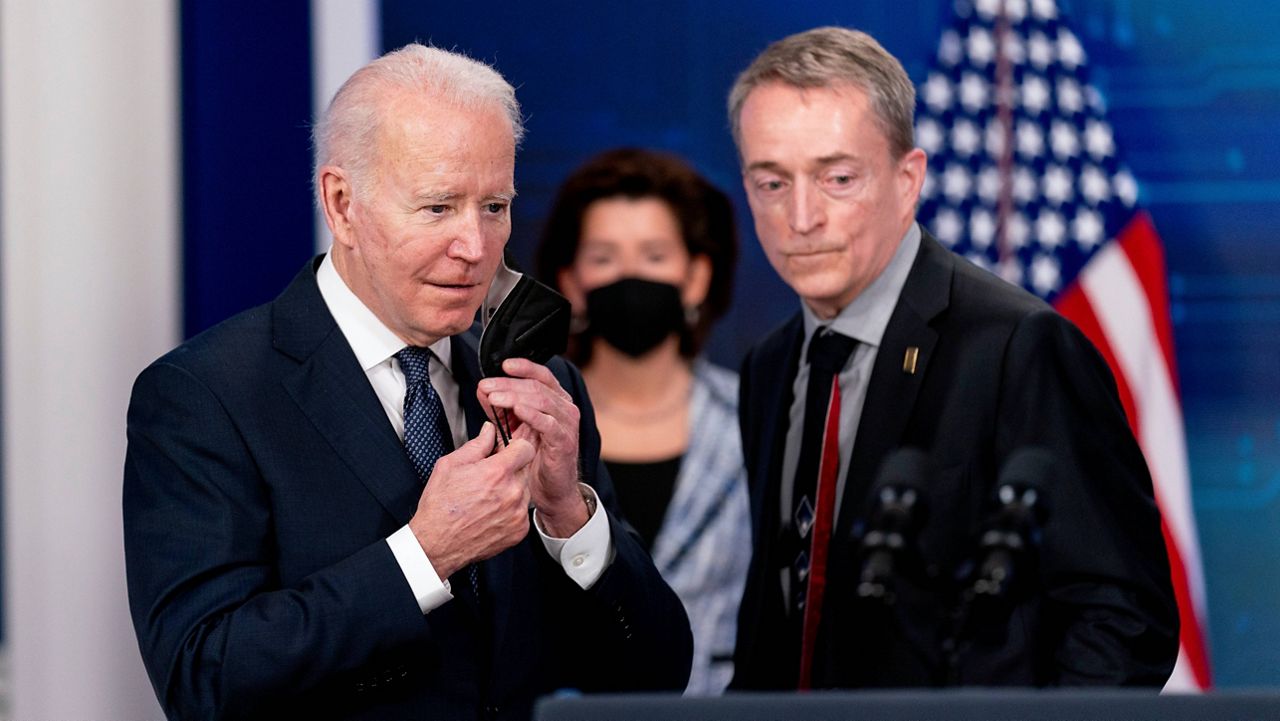 biden_intel_ap_01212022