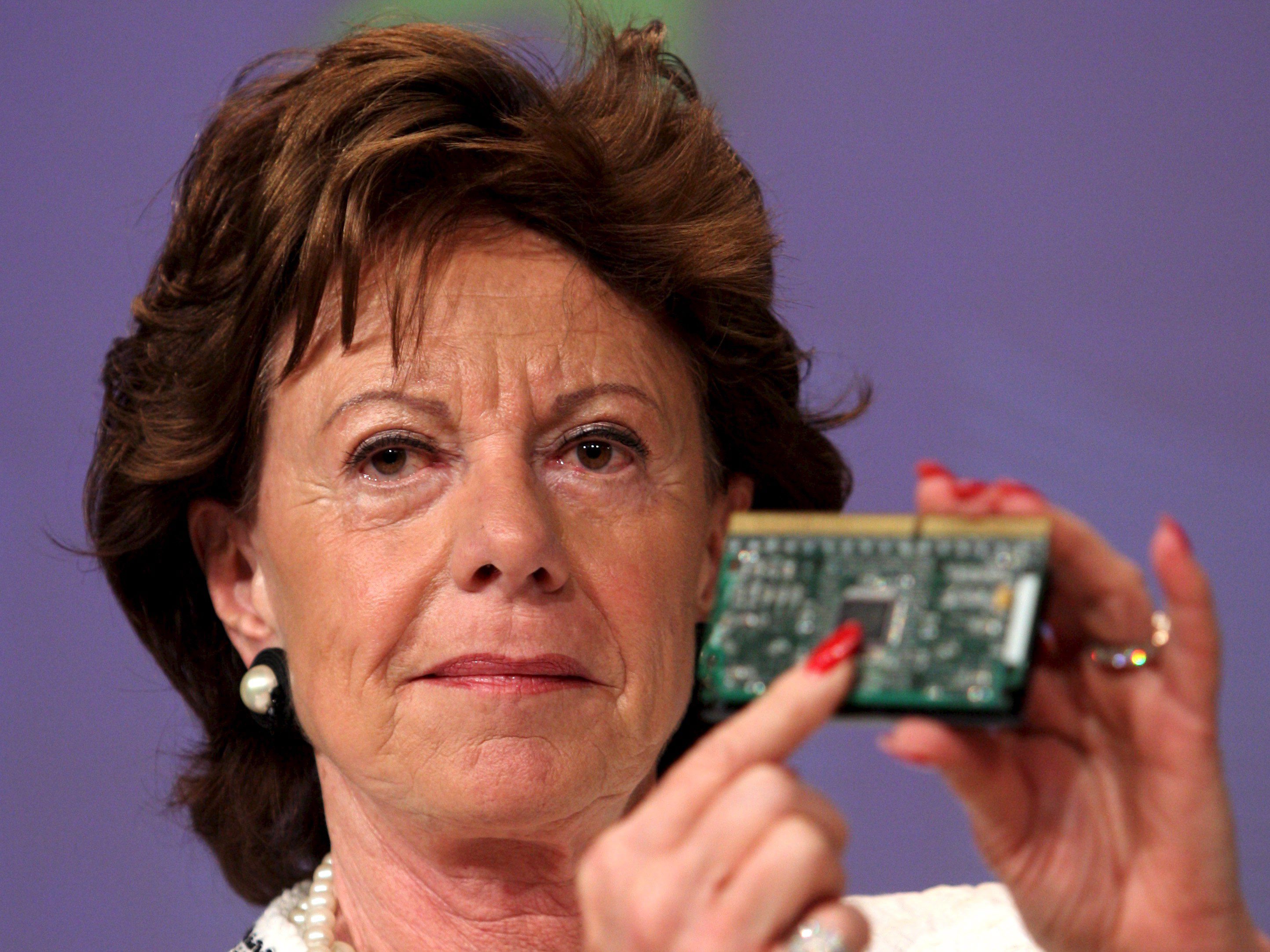 neelie-kroes-european-commissioner