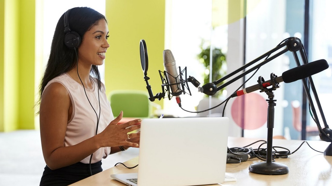 Tovább növeli podcast-birodalmát a Spotify - HWSW