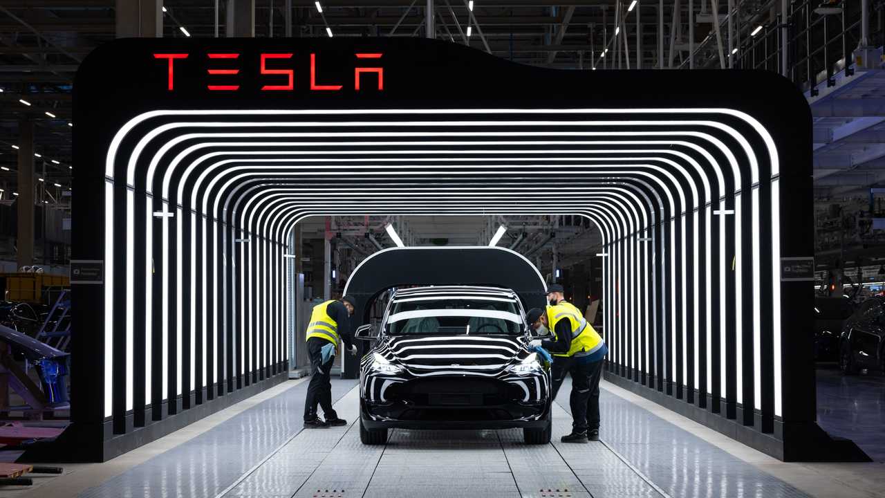 tesla-giga-berlin-quality-control