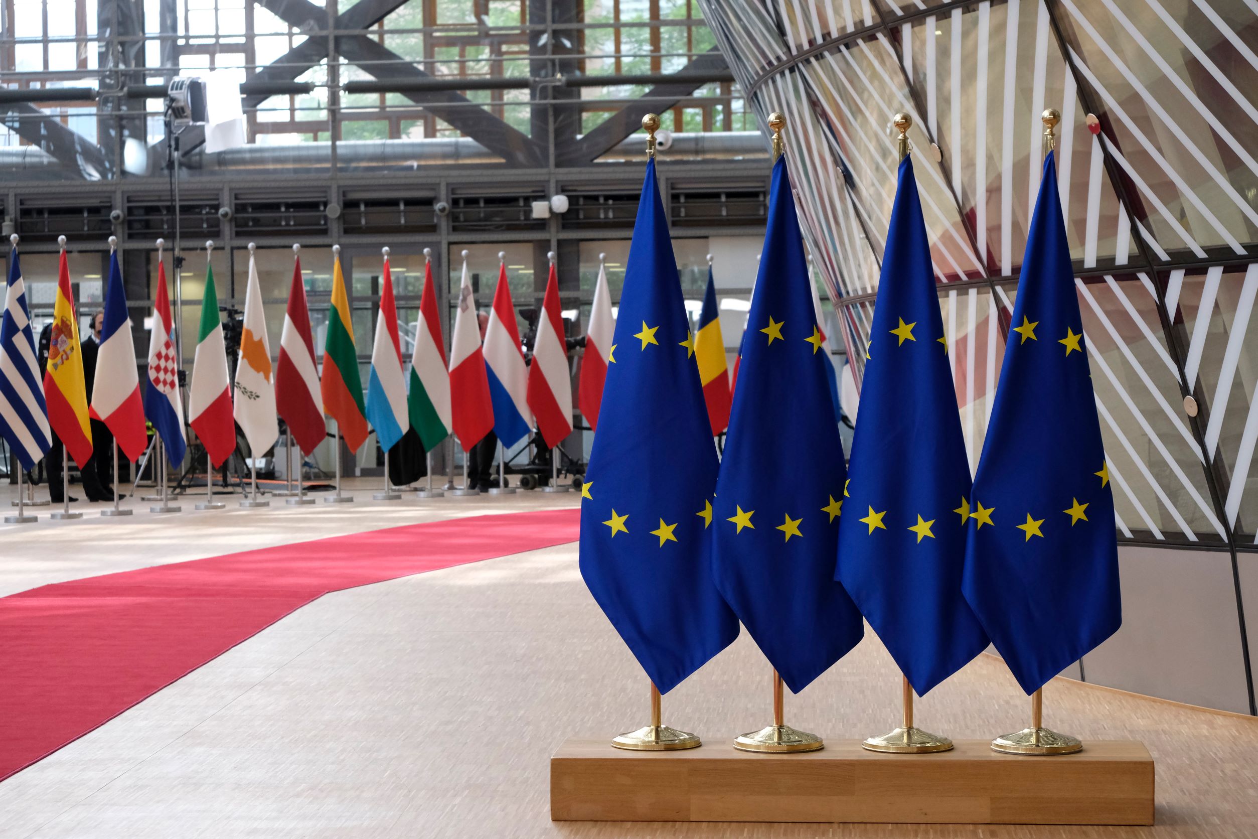 eu_flags_4