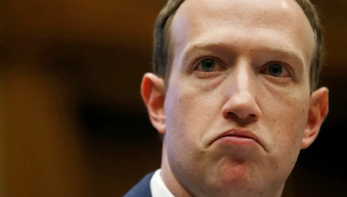 meta_giphy_zuckerberg