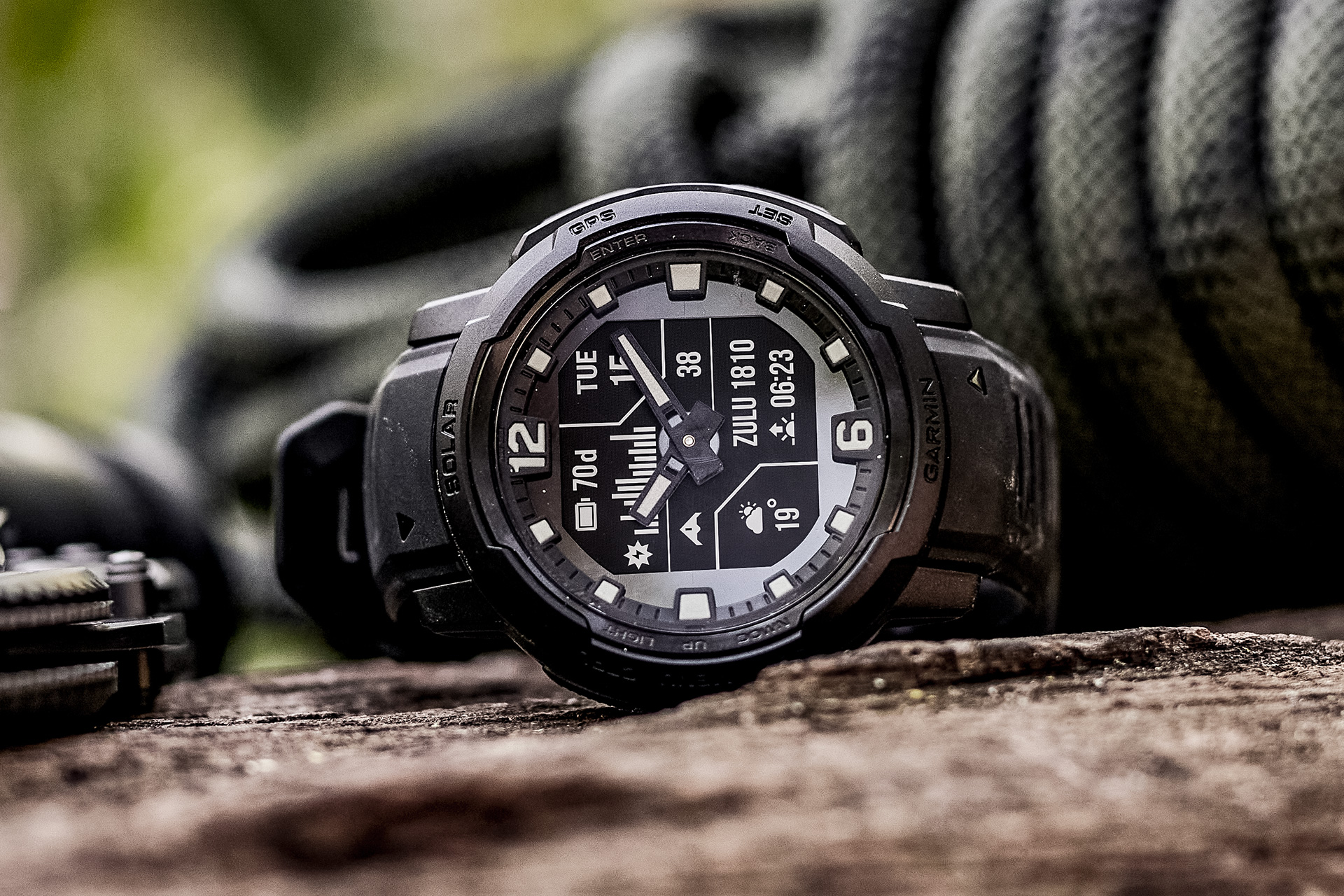 garmin_instinct_crossover