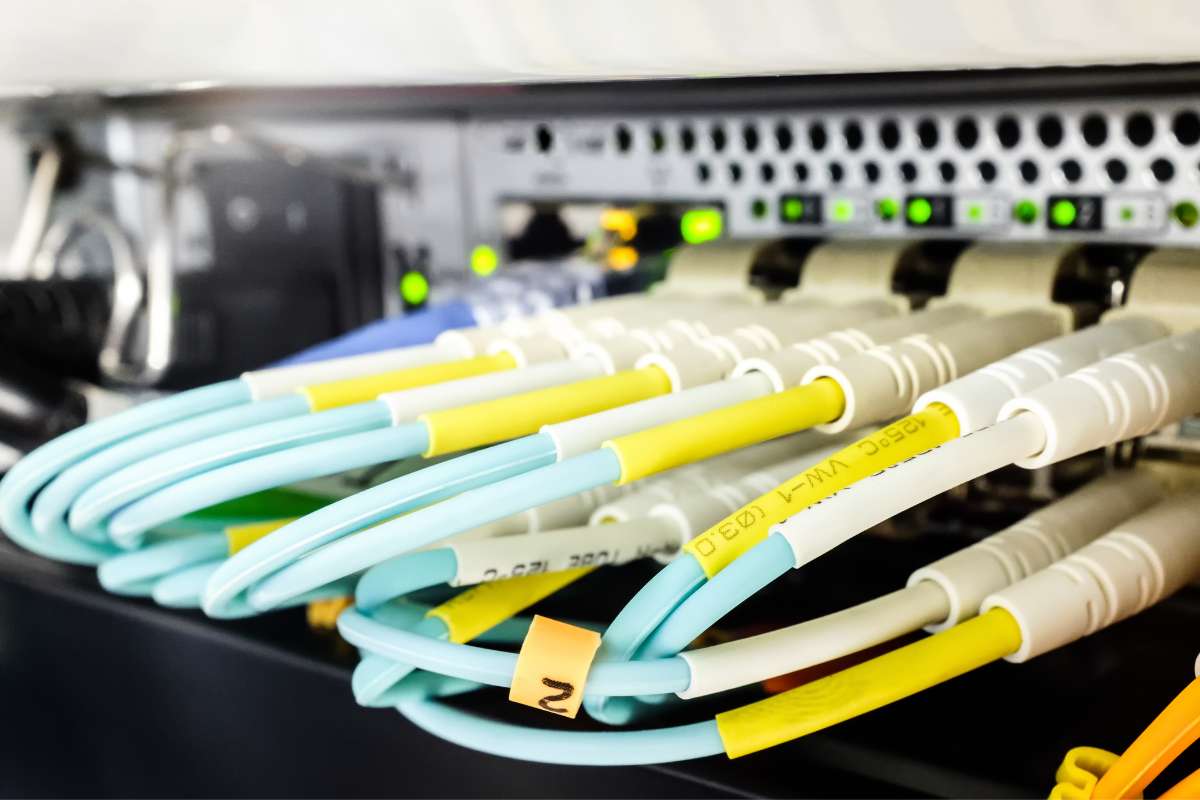 optical_cables_3