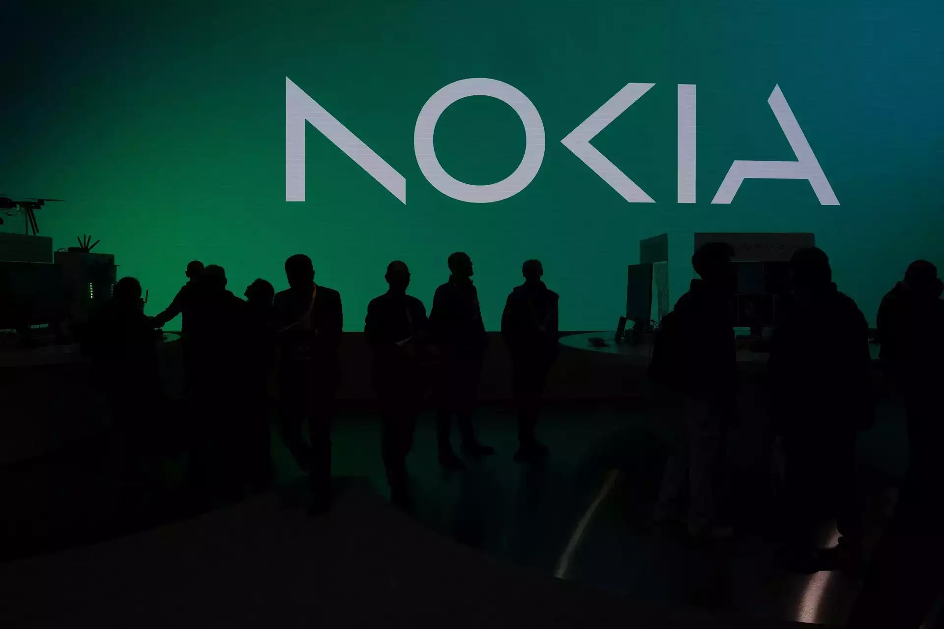 A Samsung viheti a Nokia mobilhálózati részlegét